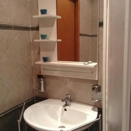 Makyhouse * Rome